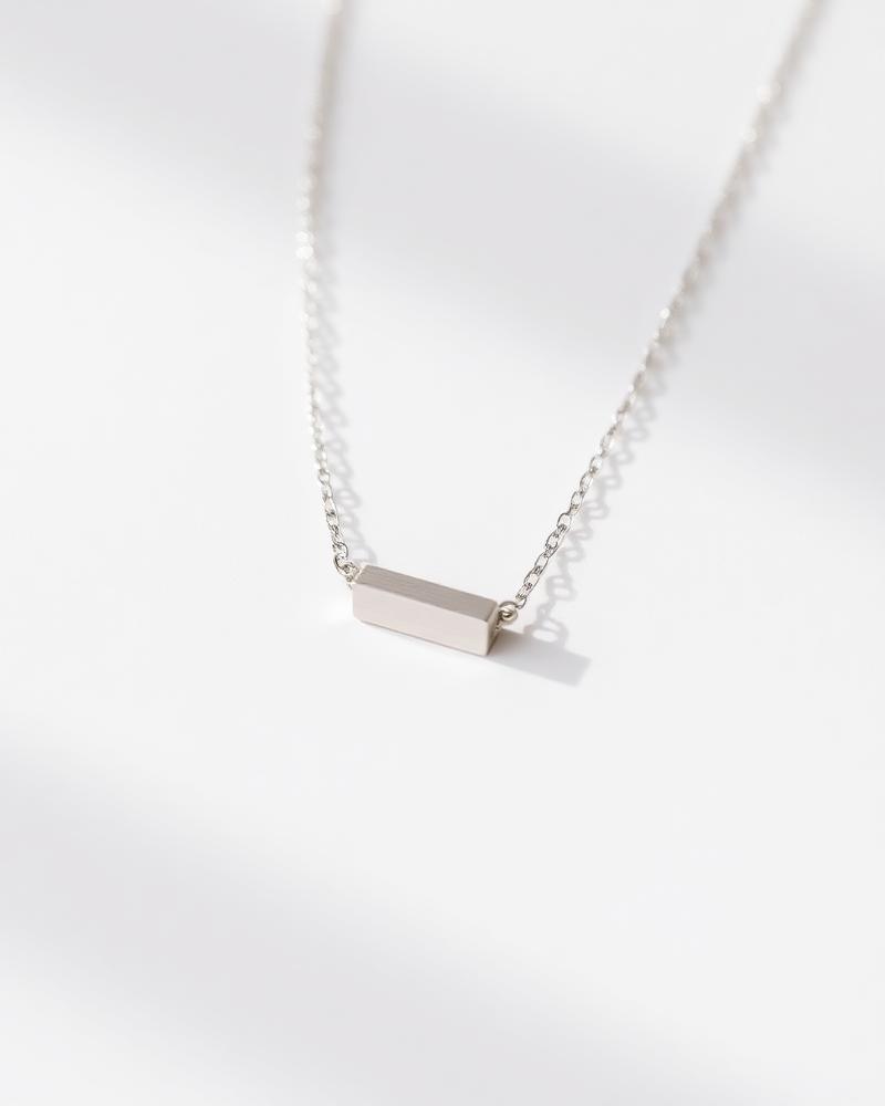 Nira Fine Box Chain